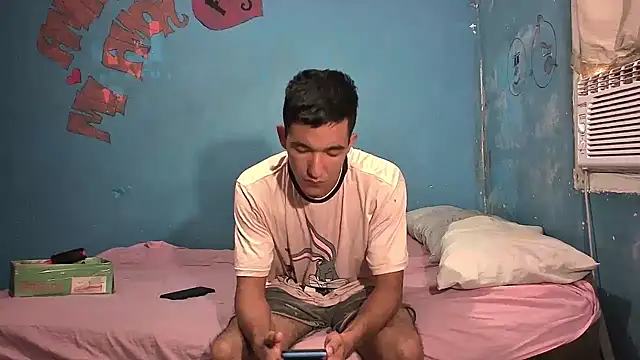 Snapshot of Sweetiefoxxx chatting on February 13, 2025, 8:03 pm Sweetiefoxxx online show from February 13, 2025, 8:03 pm