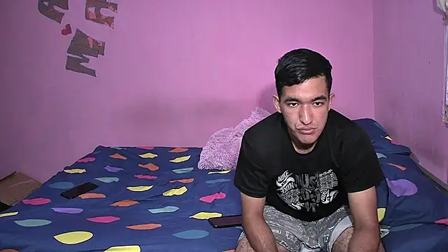 Snapshot of Sweetiefoxxx chatting on September 24, 2025, 6:33 pm Sweetiefoxxx online show from September 24, 2025, 6:33 pm