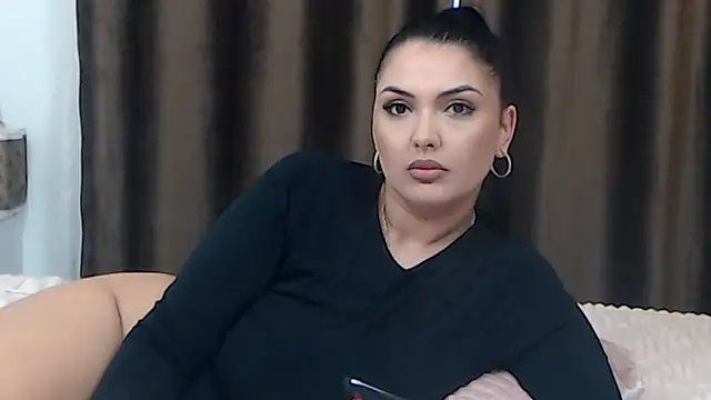 Snapshot of BriannaBk chatting on March 6, 2025, 4:49 pm BriannaBk online show from March 6, 2025, 4:49 pm