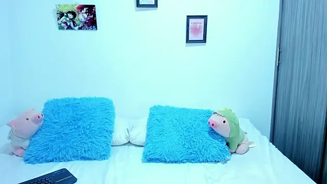 Agataowens online show from October 24, 2025, 1:03 am