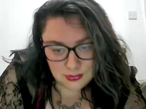 Bustycurves online show from September 27, 2025, 9:53 pm