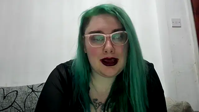 Bustycurves online show from April 26, 2026, 12:30 am