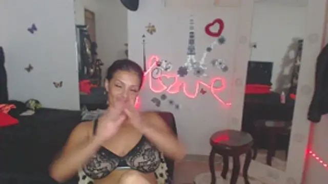 brigitht online show from November 5, 2025, 9:09 am