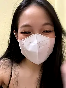 minmin2kk5 online show from September 8, 2025, 3:55 pm