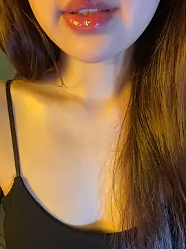 minmin2kk5 online show from April 12, 2026, 2:05 am