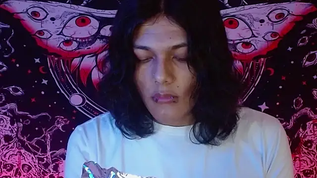 Snapshot of daiki_sx chatting on February 7, 2025, 12:53 am daiki sx online show from February 7, 2025, 12:53 am