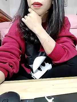 cream1299 online show from November 19, 2025, 1:55 pm