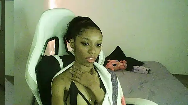 Crystal florez24 online show from September 22, 2025, 4:25 am