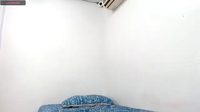 camilavagina24 online show from January 23, 2025, 5:42 pm