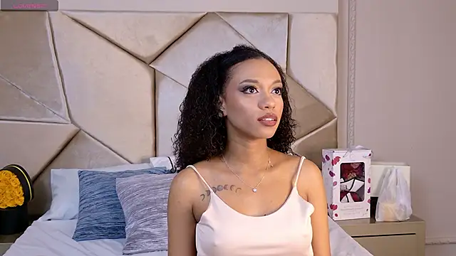 Snapshot of Nahomi_King chatting on January 16, 2026, 1:37 pm Nahomi King online show from January 16, 2026, 1:37 pm