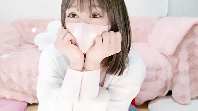 aaanyan online show from February 28, 2026, 10:44 pm