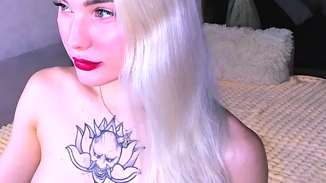 Snapshot of Sweeet_Barbie chatting on October 25, 2025, 4:24 pm Sweeet Barbie online show from October 25, 2025, 4:24 pm