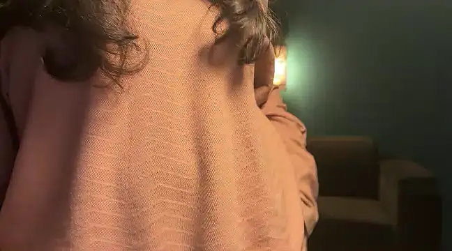 demieliss online show from December 16, 2024, 7:54 pm