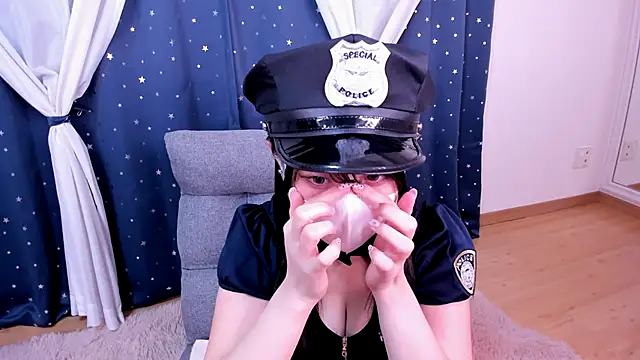 p RUMiMi online show from October 30, 2025, 11:00 am