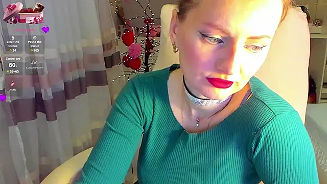 Snapshot of Viola_sweet chatting on February 26, 2025, 9:27 pm Viola sweet online show from February 26, 2025, 9:27 pm