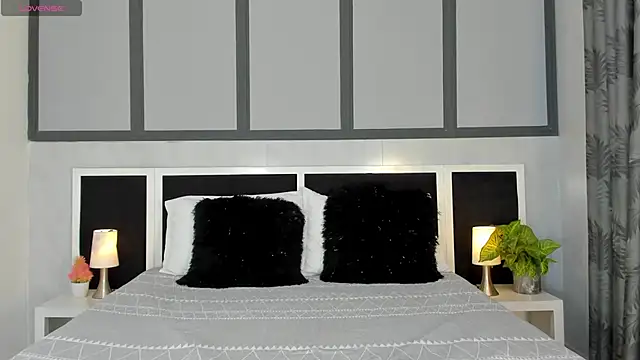 Snapshot of Violet_Rost chatting on January 30, 2025, 2:25 pm Violet Rost online show from January 30, 2025, 2:25 pm