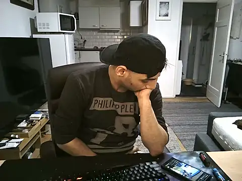 mihaimichael online show from September 10, 2025, 9:15 pm