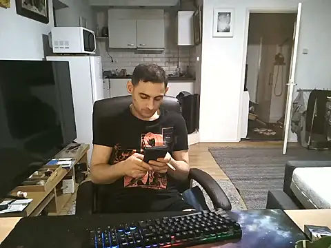 mihaimichael online show from September 13, 2025, 1:16 am