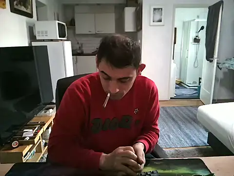 mihaimichael online show from October 1, 2025, 3:40 pm