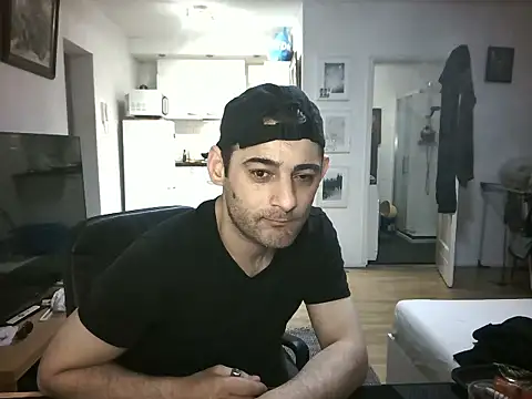 mihaimichael online show from June 9, 2026, 11:16 pm
