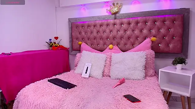 Tayzon Foxxx online show from March 17, 2025, 1:08 pm