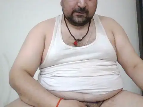 Snapshot of ARYANAVAILABLE chatting on July 10, 2026, 4:09 pm ARYANAVAILABLE online show from July 10, 2026, 4:09 pm