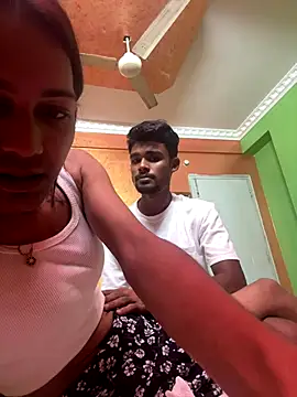 Snapshot of indianKrish2 chatting on November 22, 2025, 7:24 pm indianKrish2 online show from November 22, 2025, 7:24 pm