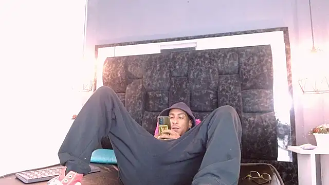 Jose Smoke online show from February 13, 2025, 3:18 am