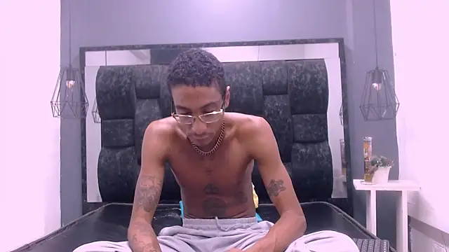 Jose Smoke online show from March 3, 2025, 8:05 am