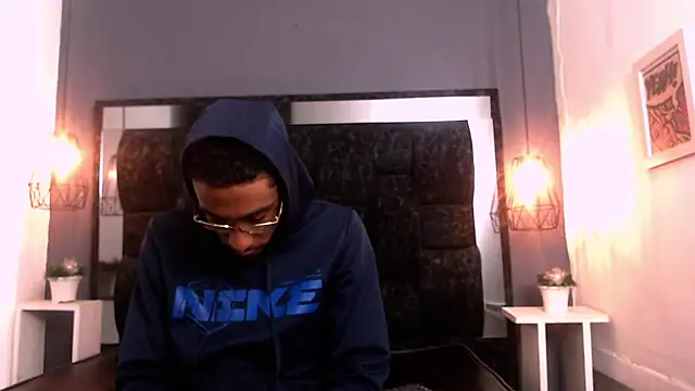 Jose Smoke online show from March 14, 2025, 1:48 am