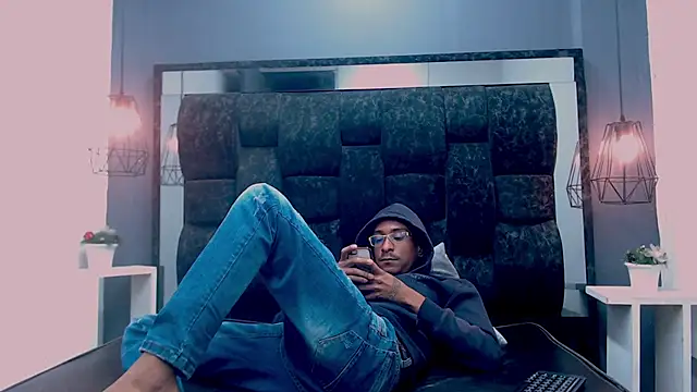 Jose Smoke online show from March 19, 2025, 10:00 am