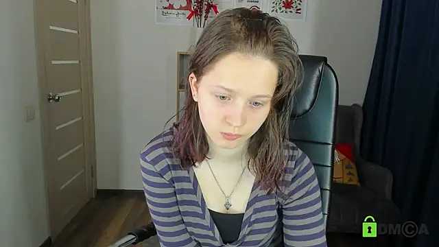 Snapshot of Alina_Mills chatting on May 16, 2026, 6:21 am Alina Mills online show from May 16, 2026, 6:21 am