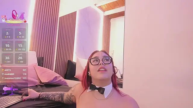 Snapshot of juicy_led_ chatting on March 7, 2025, 8:44 pm juicy led online show from March 7, 2025, 8:44 pm