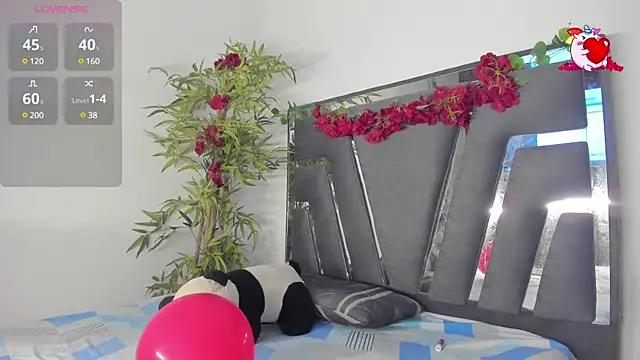 Black Rose2 online show from February 21, 2025, 11:33 am