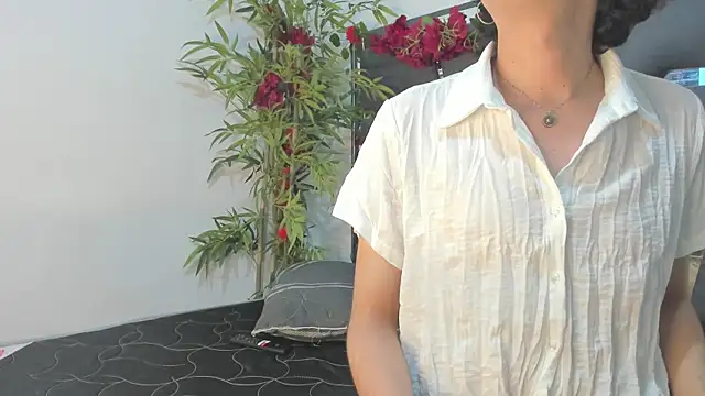 Black Rose2 online show from March 5, 2025, 11:38 am