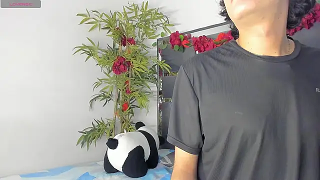 Black Rose2 online show from March 19, 2025, 11:39 am