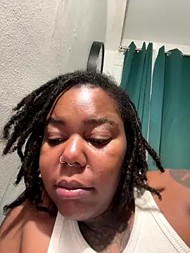 Goddess Nafeesha online show from January 5, 2026, 11:41 pm