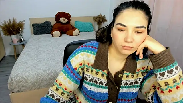 Alexa Dolly12 online show from January 7, 2025, 9:18 am