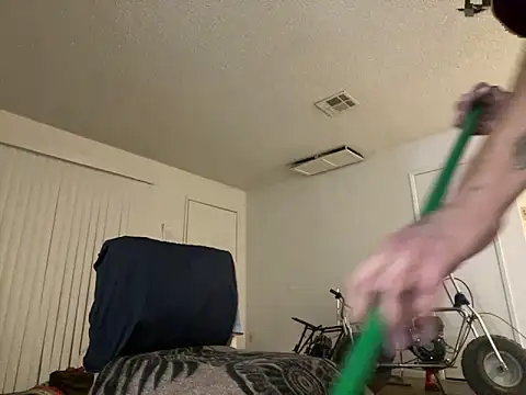 freakzmexx online show from December 13, 2024, 6:10 am