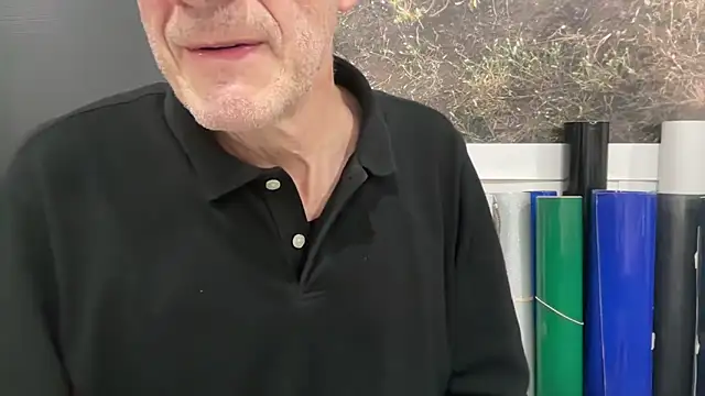 tauromolo online show from February 4, 2026, 1:11 am