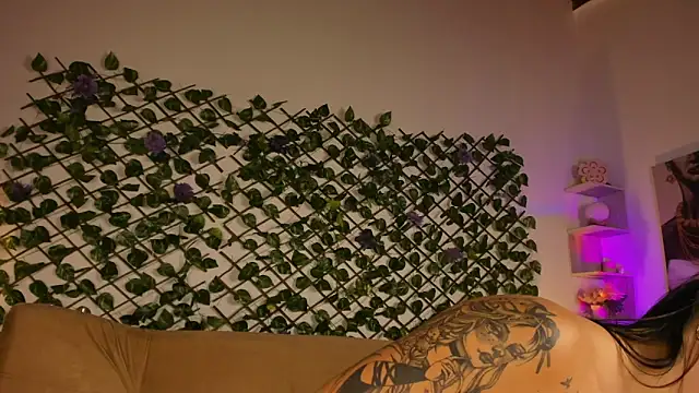 Snapshot of melody_cute10 chatting on February 3, 2025, 4:41 pm melody cute10 online show from February 3, 2025, 4:41 pm