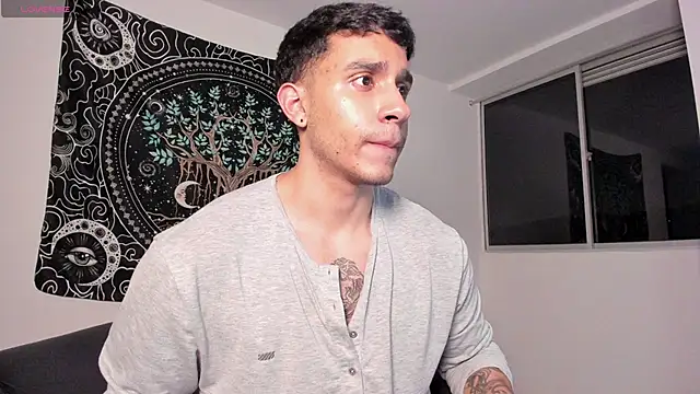 JayMarcos  online show from March 5, 2025, 4:02 am