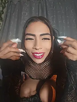 Snapshot of emma-hiill chatting on March 22, 2026, 12:47 am emma-hiill online show from March 22, 2026, 12:47 am