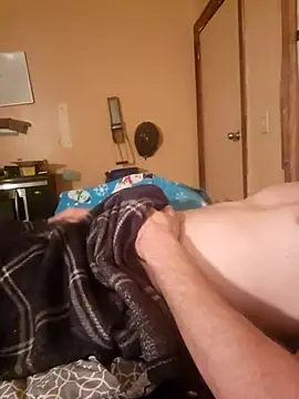 Snapshot of BigDDave6979 chatting on December 17, 2024, 9:17 am BigDDave6979 online show from December 17, 2024, 9:17 am