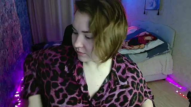 Jenny Fox online show from March 24, 2026, 1:21 am