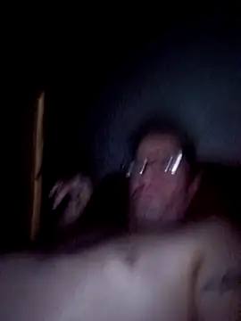 crazycam619 online show from November 12, 2025, 4:57 am