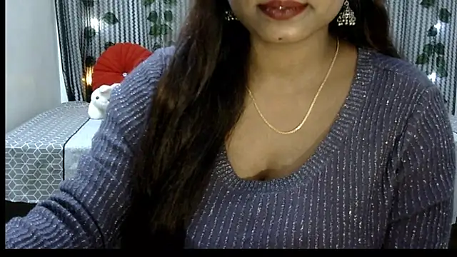 Snapshot of Radhika_Singhaniya chatting on January 3, 2025, 4:16 pm Radhika Singhaniya online show from January 3, 2025, 4:16 pm