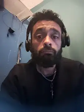 C8L3U online show from December 3, 2024, 7:43 am