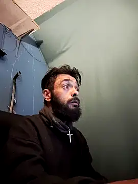 C8L3U online show from December 4, 2024, 8:34 am