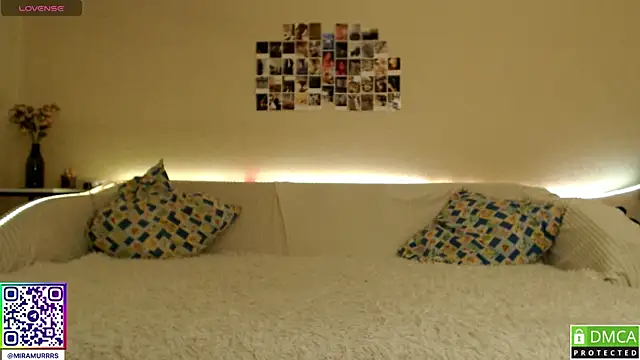 MurrrWorren online show from February 21, 2025, 3:10 pm